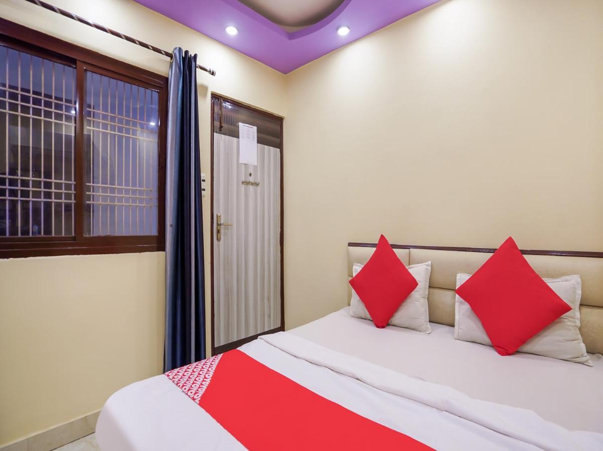 فاراناسي Oyo 75627 New Ankit Guest House المظهر الخارجي الصورة