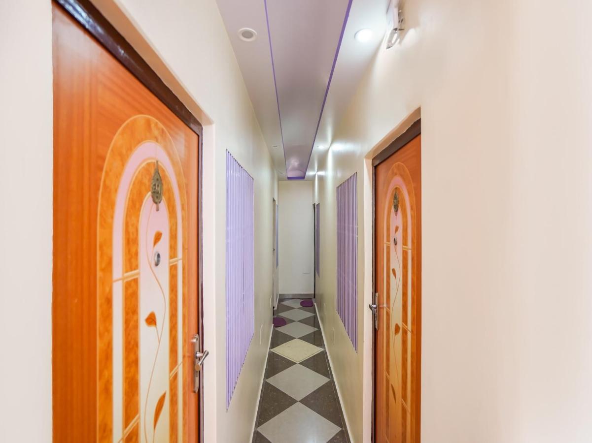 فاراناسي Oyo 75627 New Ankit Guest House المظهر الخارجي الصورة