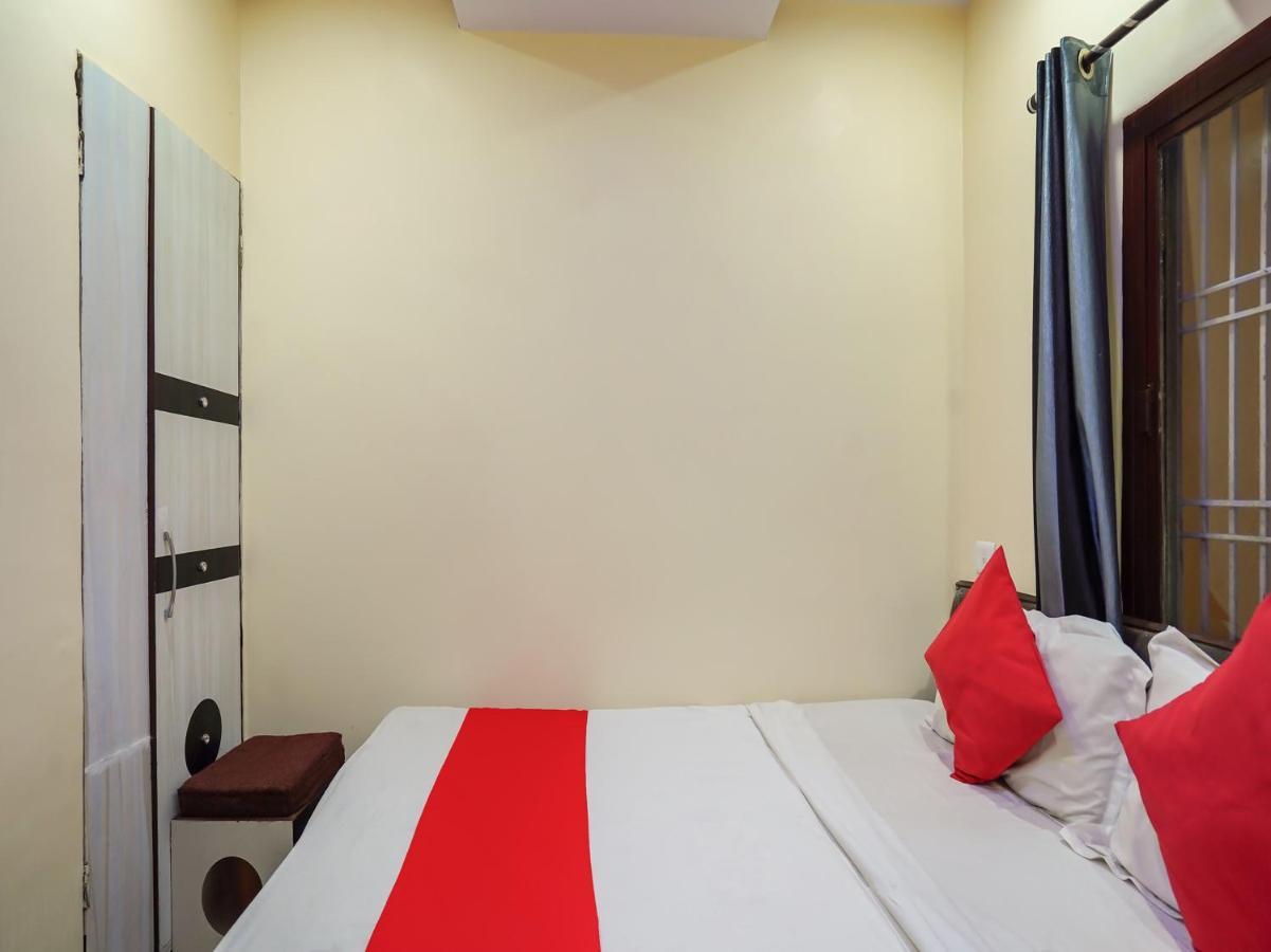 فاراناسي Oyo 75627 New Ankit Guest House المظهر الخارجي الصورة