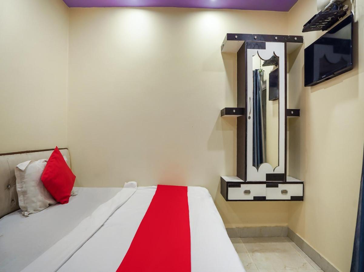 فاراناسي Oyo 75627 New Ankit Guest House المظهر الخارجي الصورة