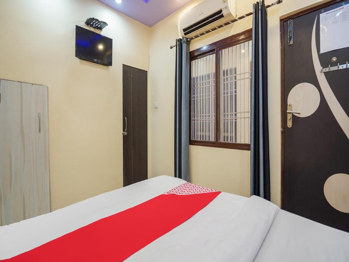 فاراناسي Oyo 75627 New Ankit Guest House المظهر الخارجي الصورة