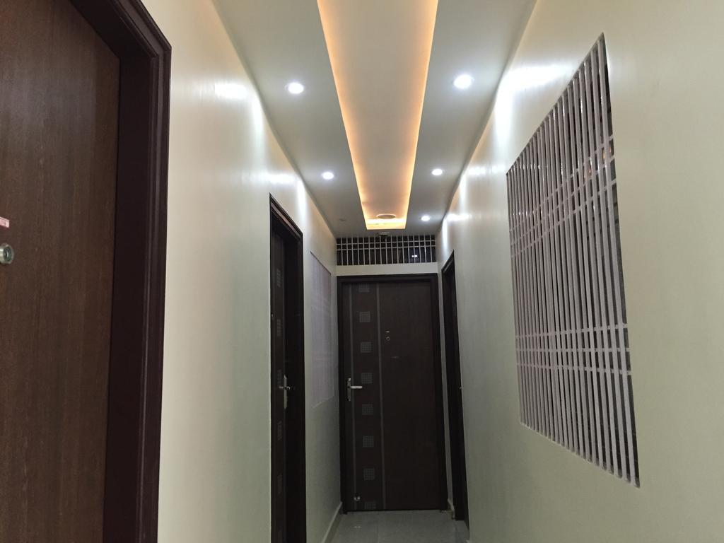 فاراناسي Oyo 75627 New Ankit Guest House المظهر الخارجي الصورة