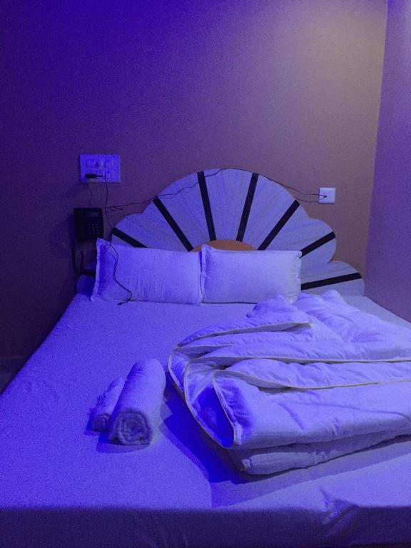فاراناسي Oyo 75627 New Ankit Guest House المظهر الخارجي الصورة