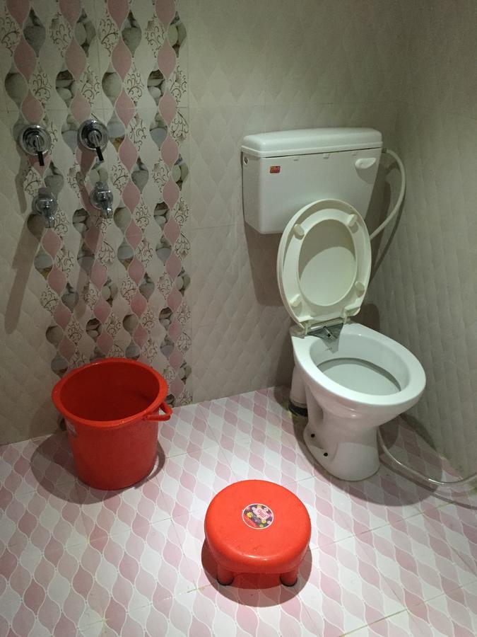 فاراناسي Oyo 75627 New Ankit Guest House المظهر الخارجي الصورة