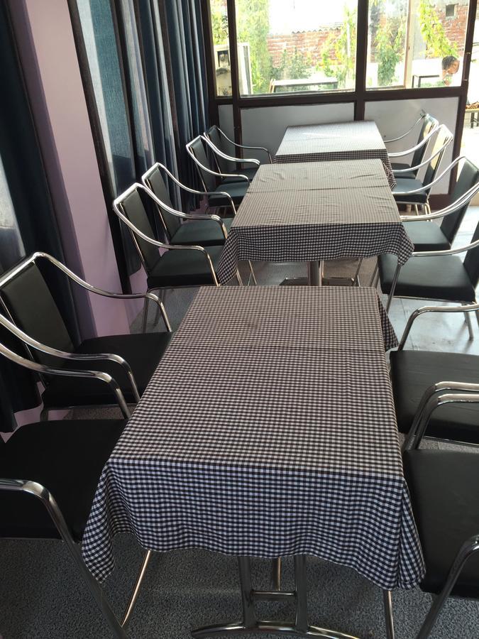 فاراناسي Oyo 75627 New Ankit Guest House المظهر الخارجي الصورة